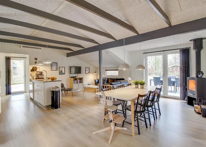 Holiday home Hariette By Interhome